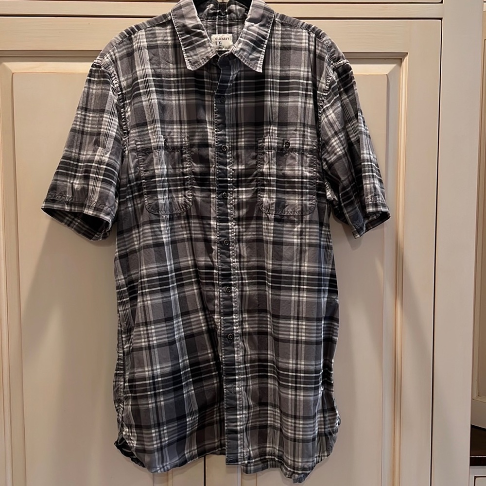 Old Navy short sleeve plaid soft cotton shirt